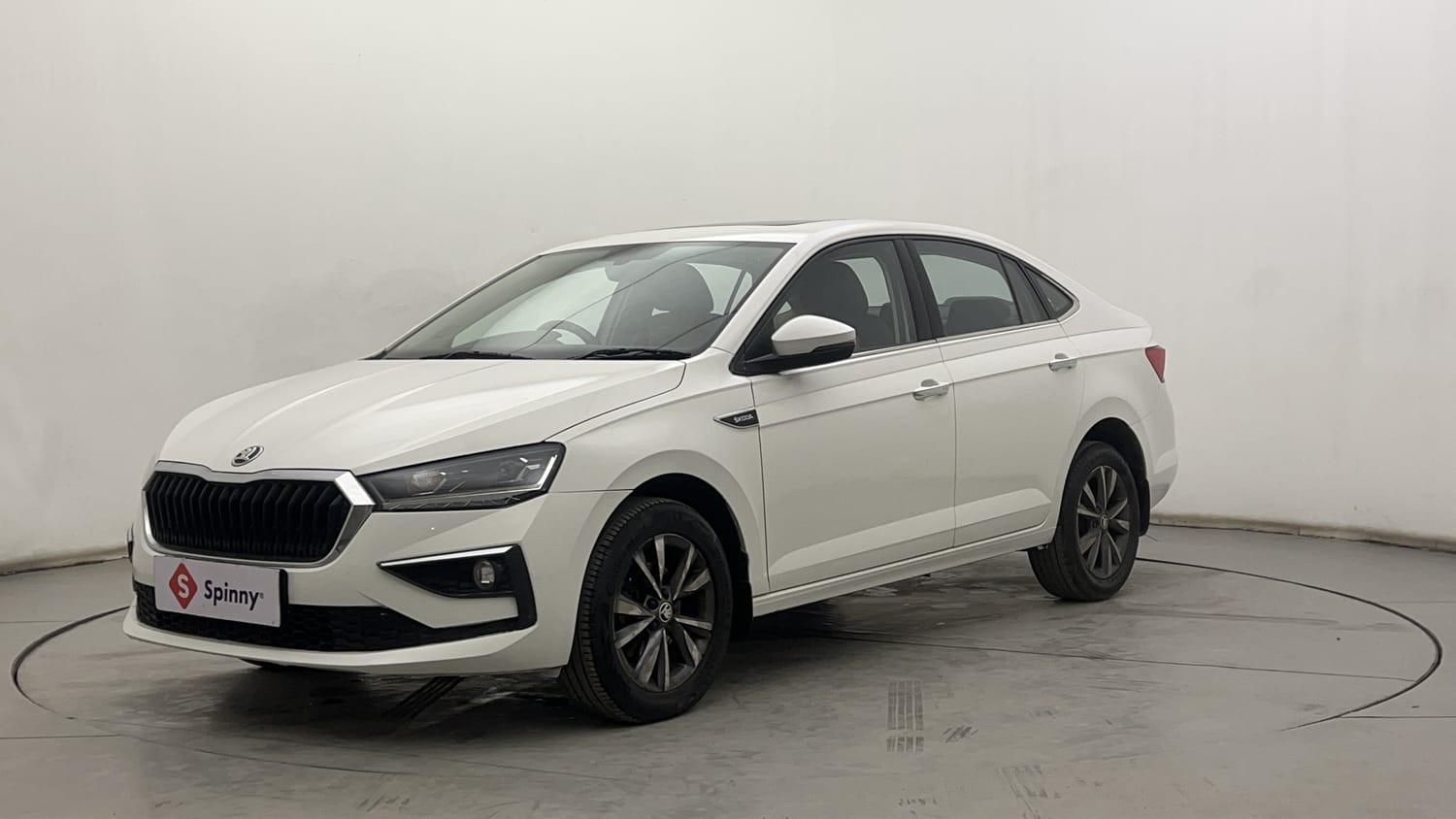 2022 Skoda Slavia Style 1.0L TSI AT