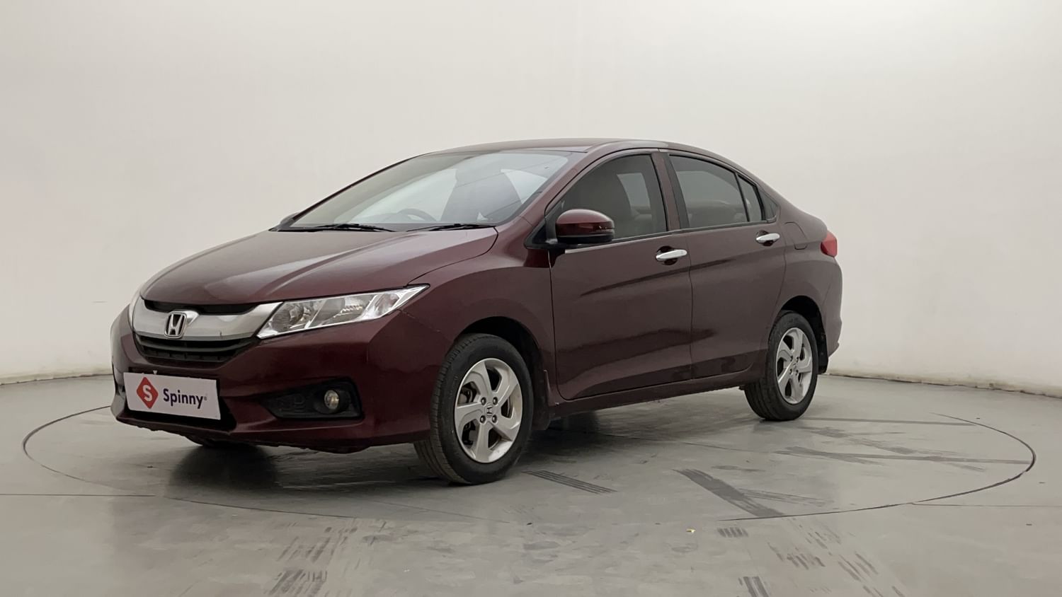 LEFT FRONT CORNER VIEW