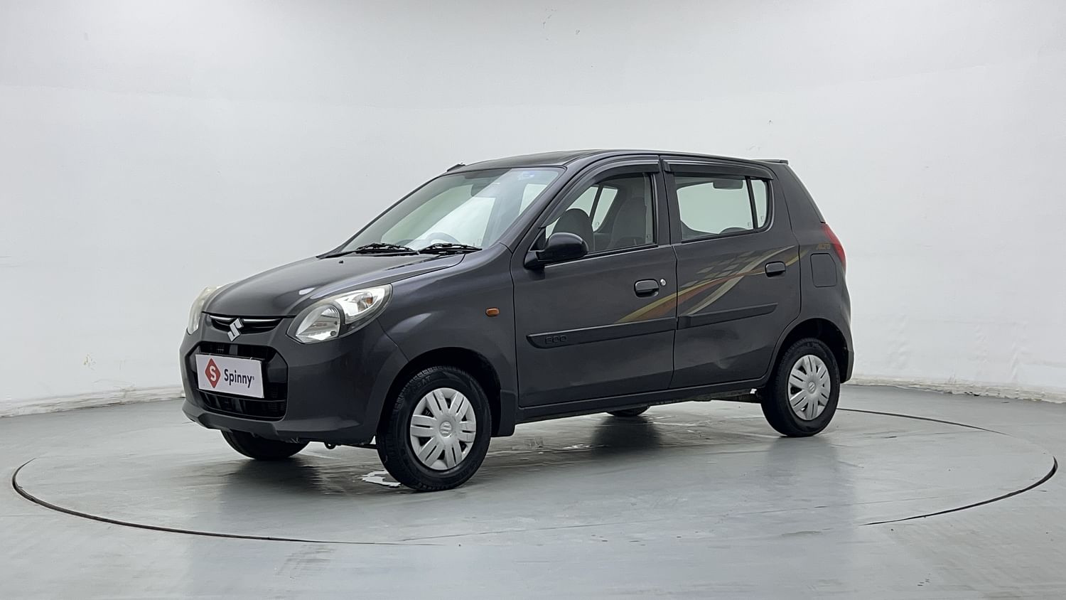 LEFT FRONT CORNER VIEW