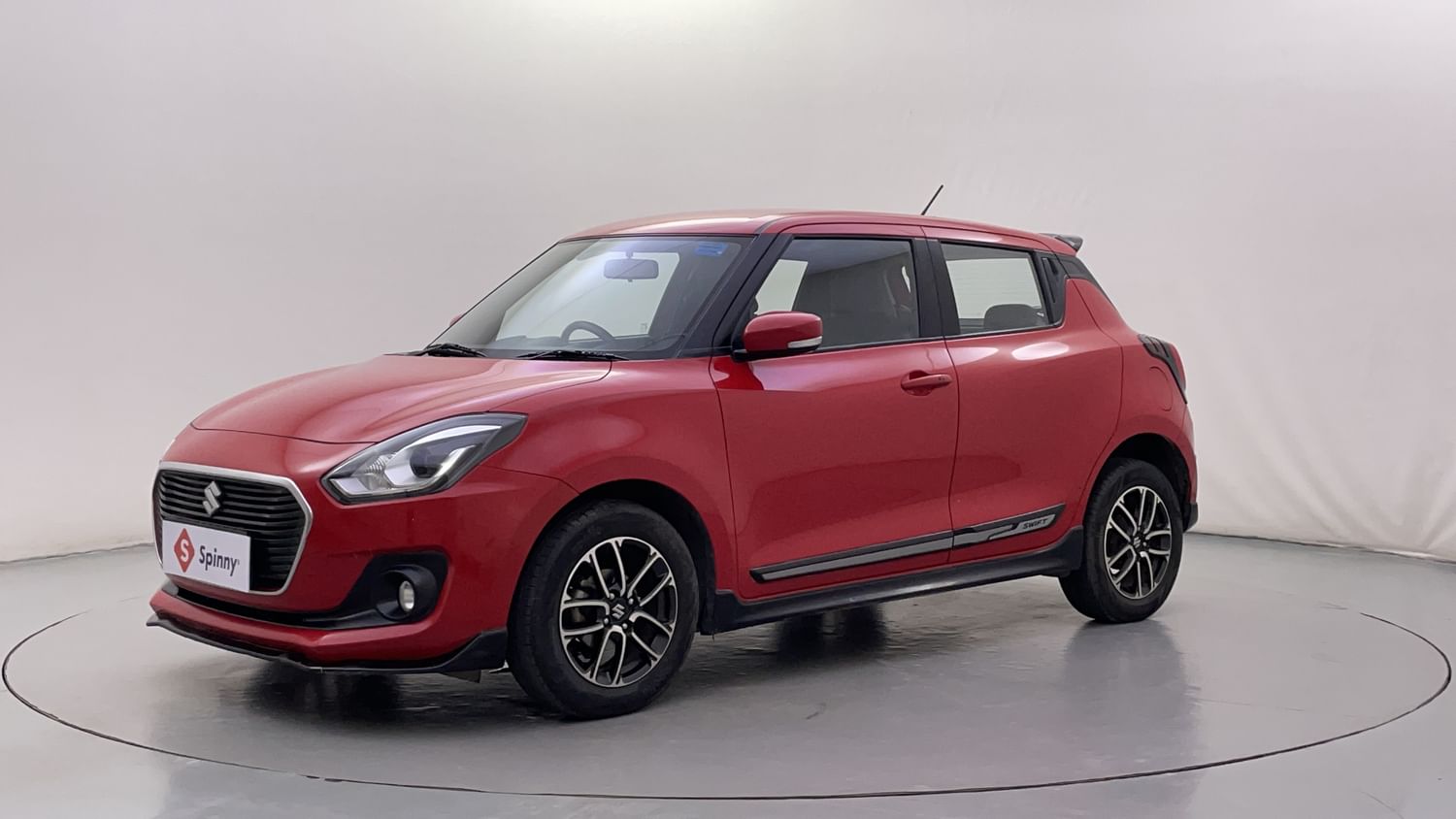 LEFT FRONT CORNER VIEW