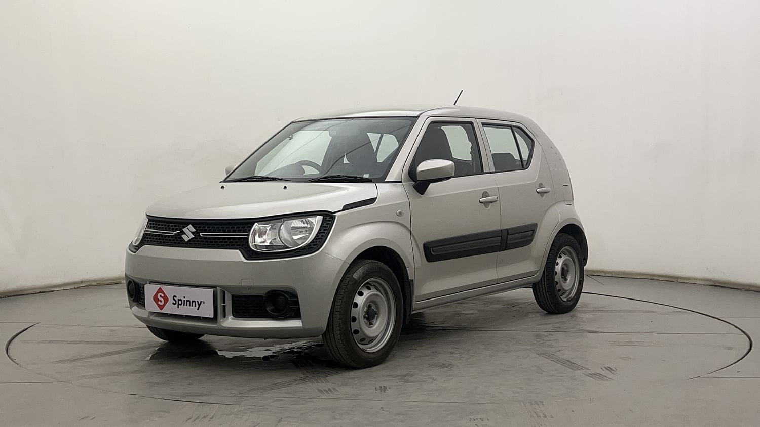 LEFT FRONT CORNER VIEW