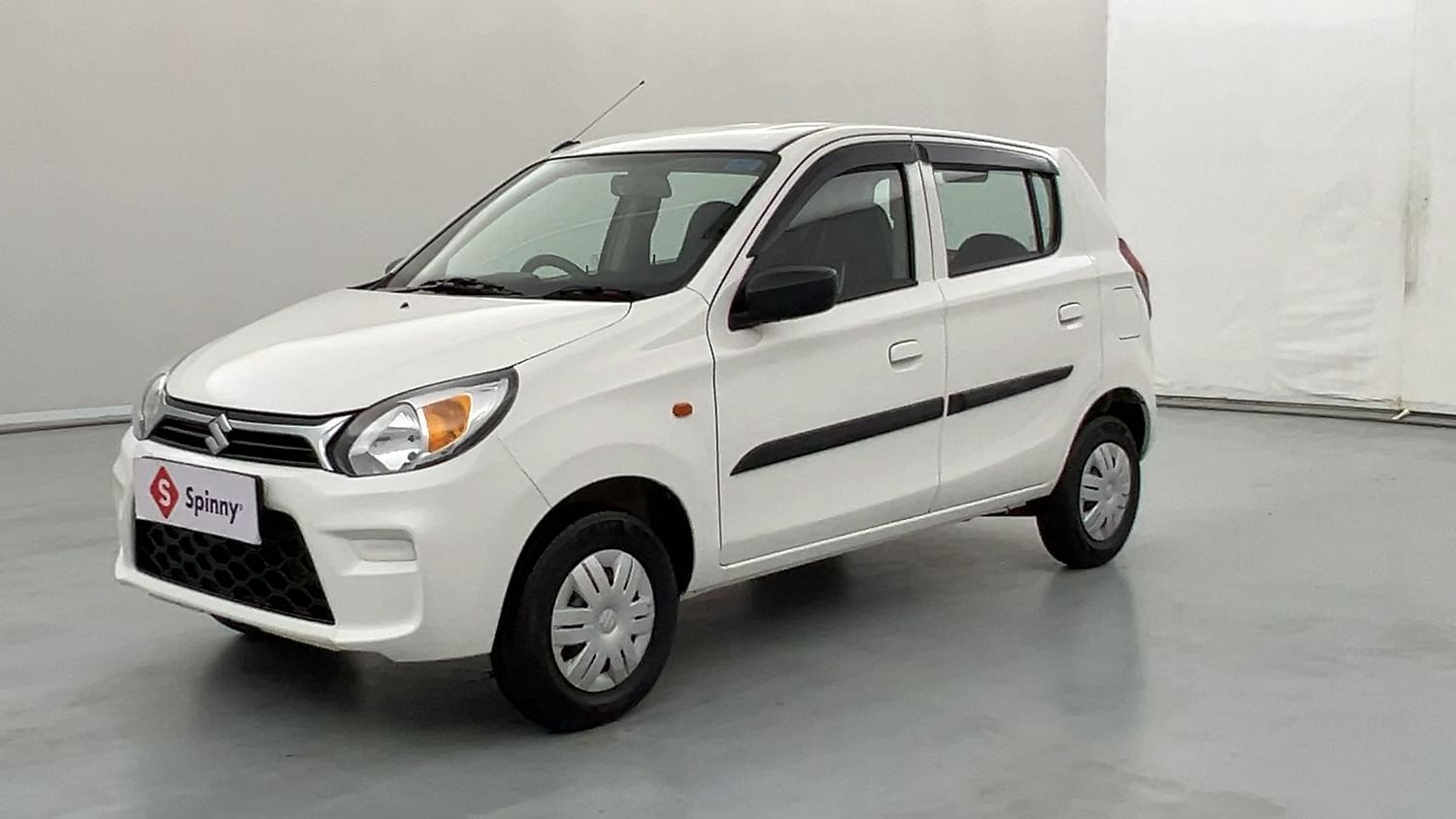 LEFT FRONT CORNER VIEW