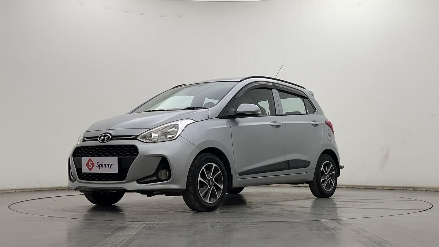 New Hyundai Grand i10 Typhoon silver