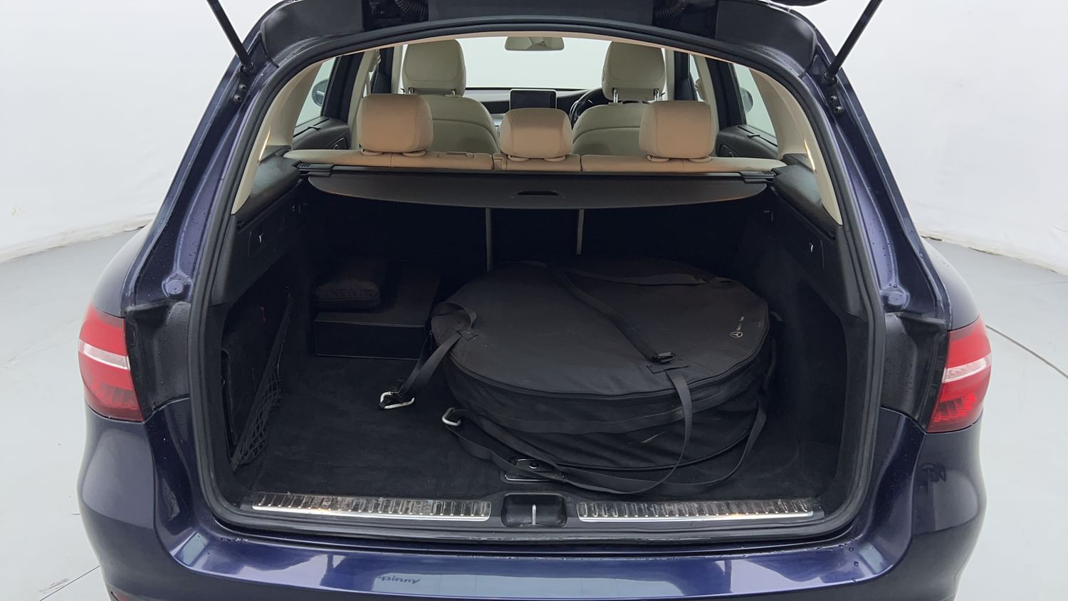 New Mercedes-Benz GLC interior DICKY INSIDE VIEW