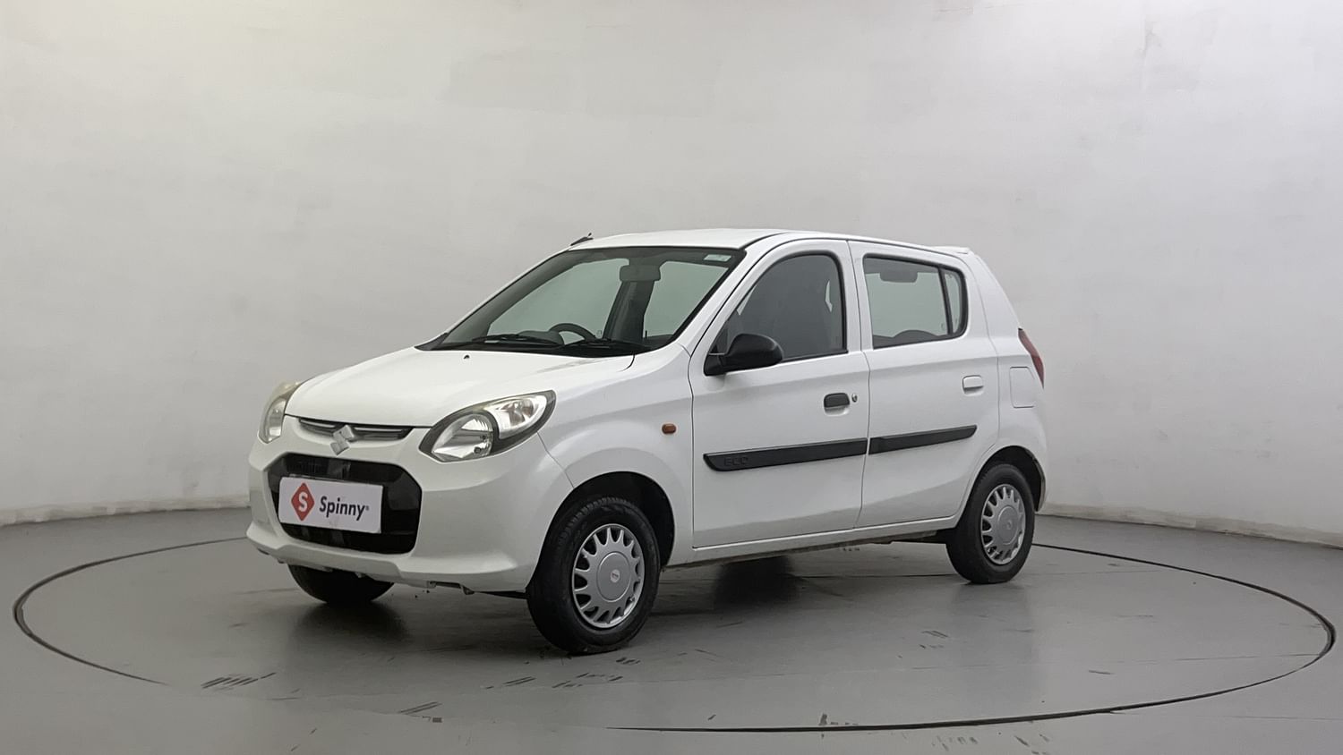 LEFT FRONT CORNER VIEW
