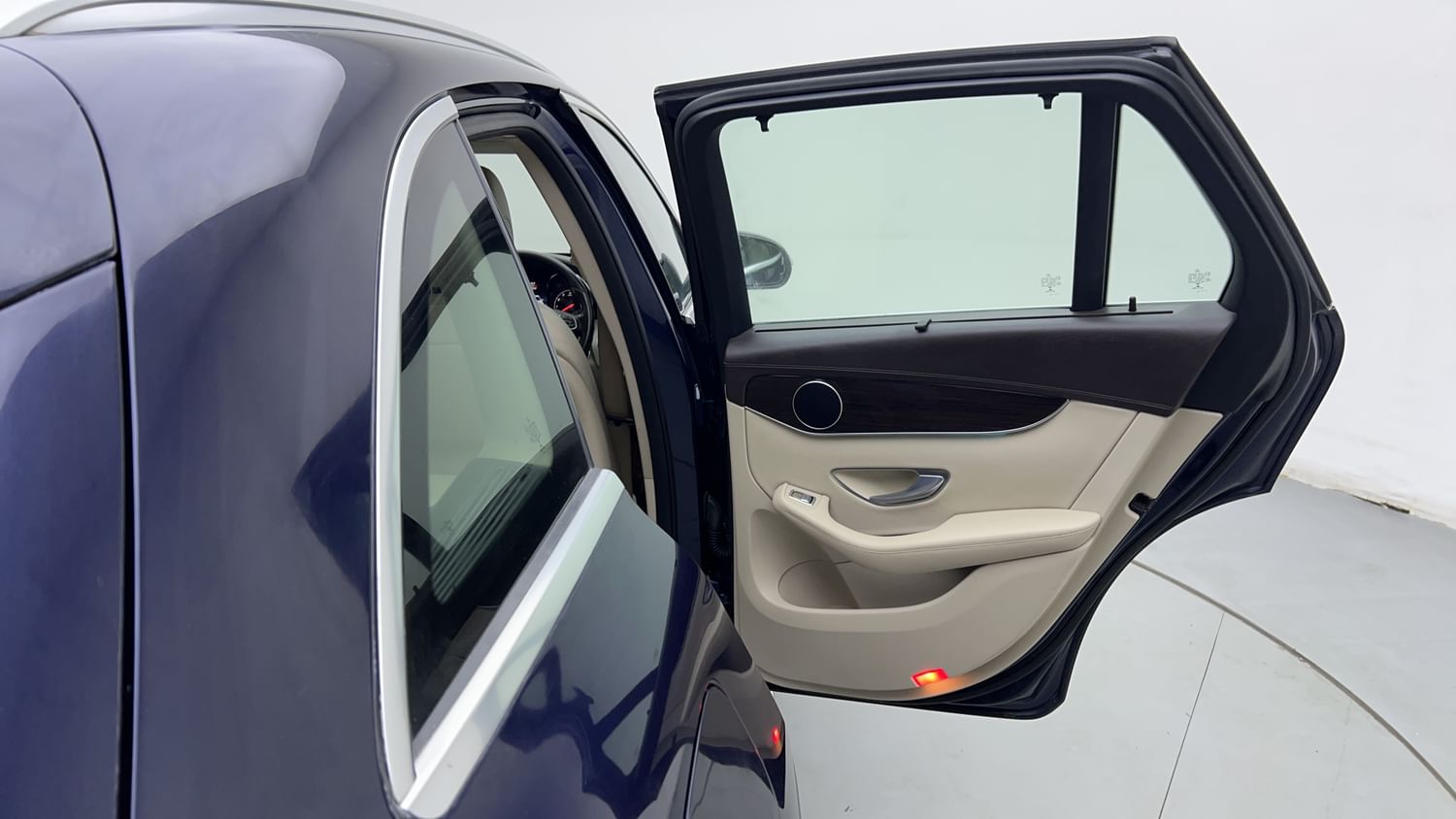 New Mercedes-Benz GLC interior RIGHT REAR DOOR OPEN VIEW