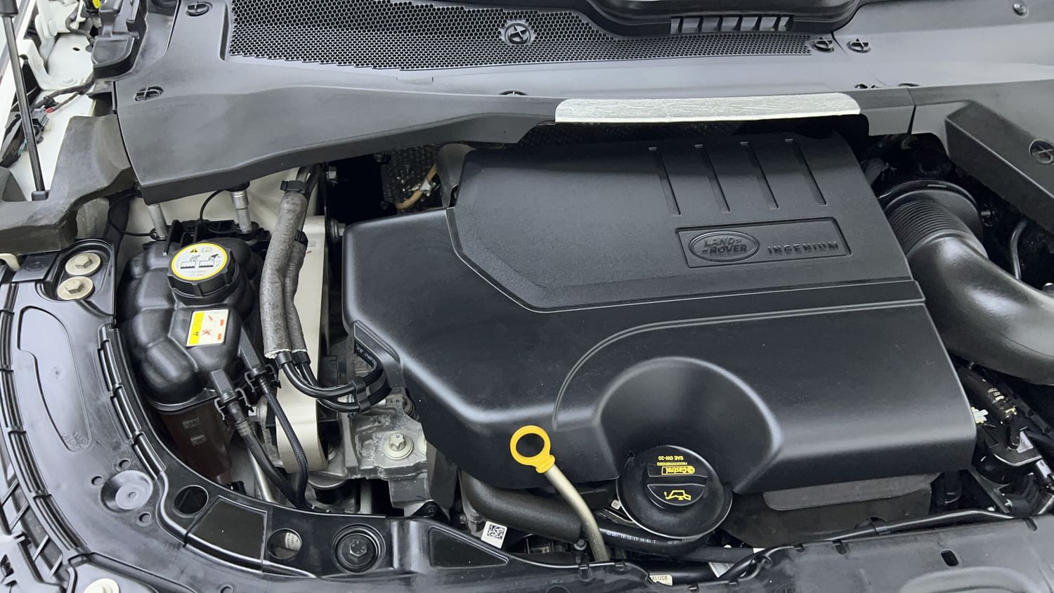 New Land Rover Range Rover Evoque engine ENGINE RIGHT SIDE VIEW