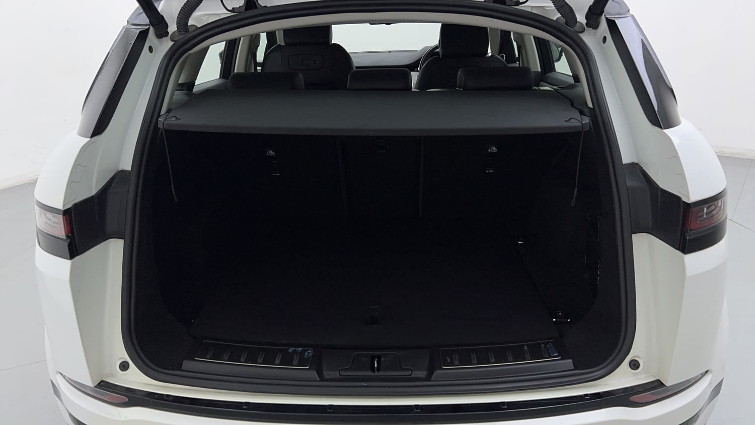 New Land Rover Range Rover Evoque interior DICKY INSIDE VIEW