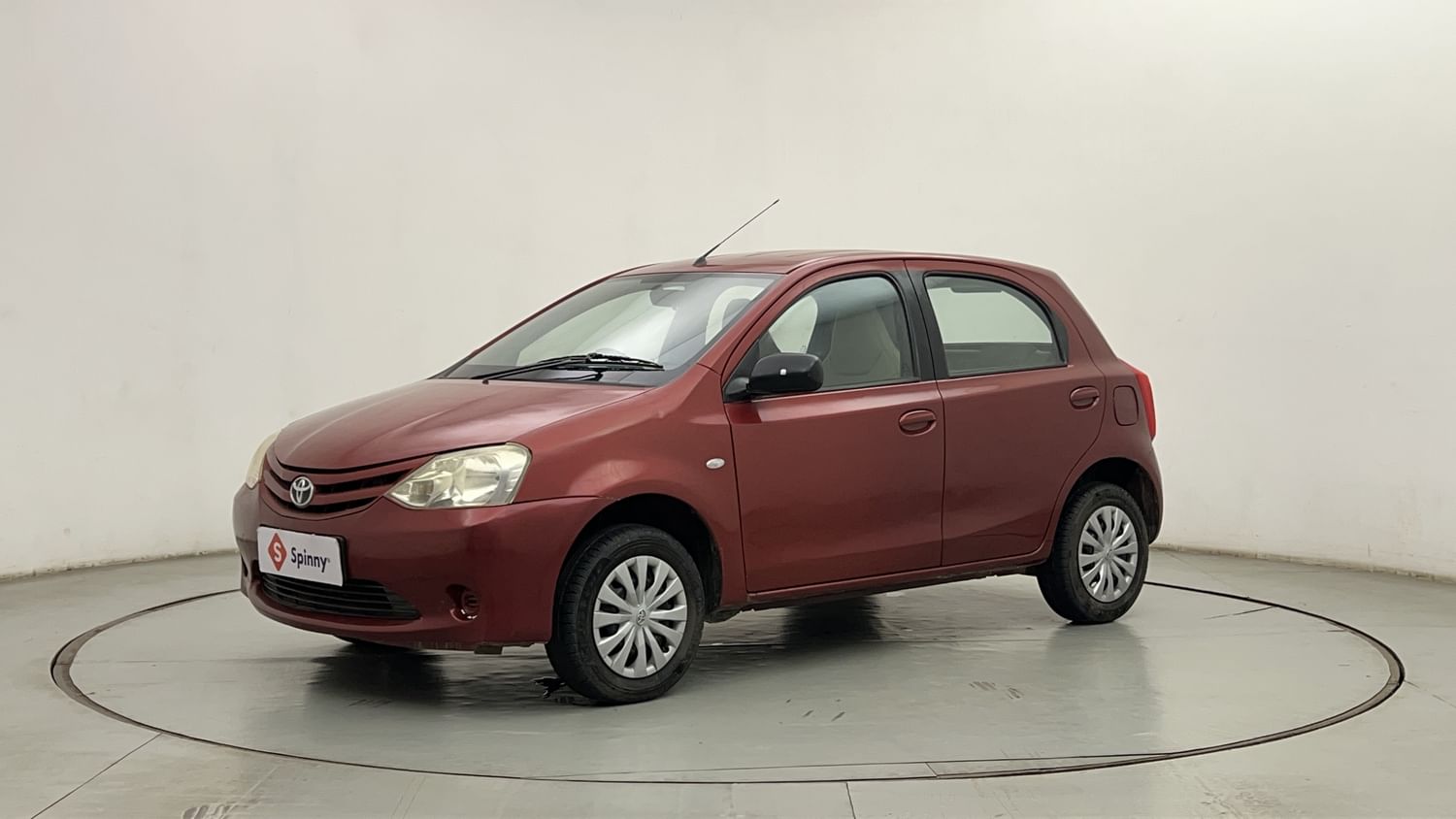 LEFT FRONT CORNER VIEW