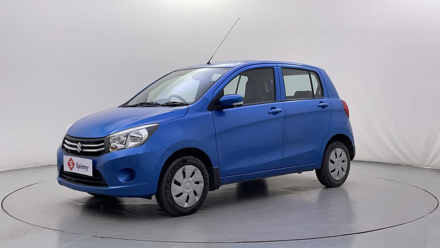 LEFT FRONT CORNER VIEW