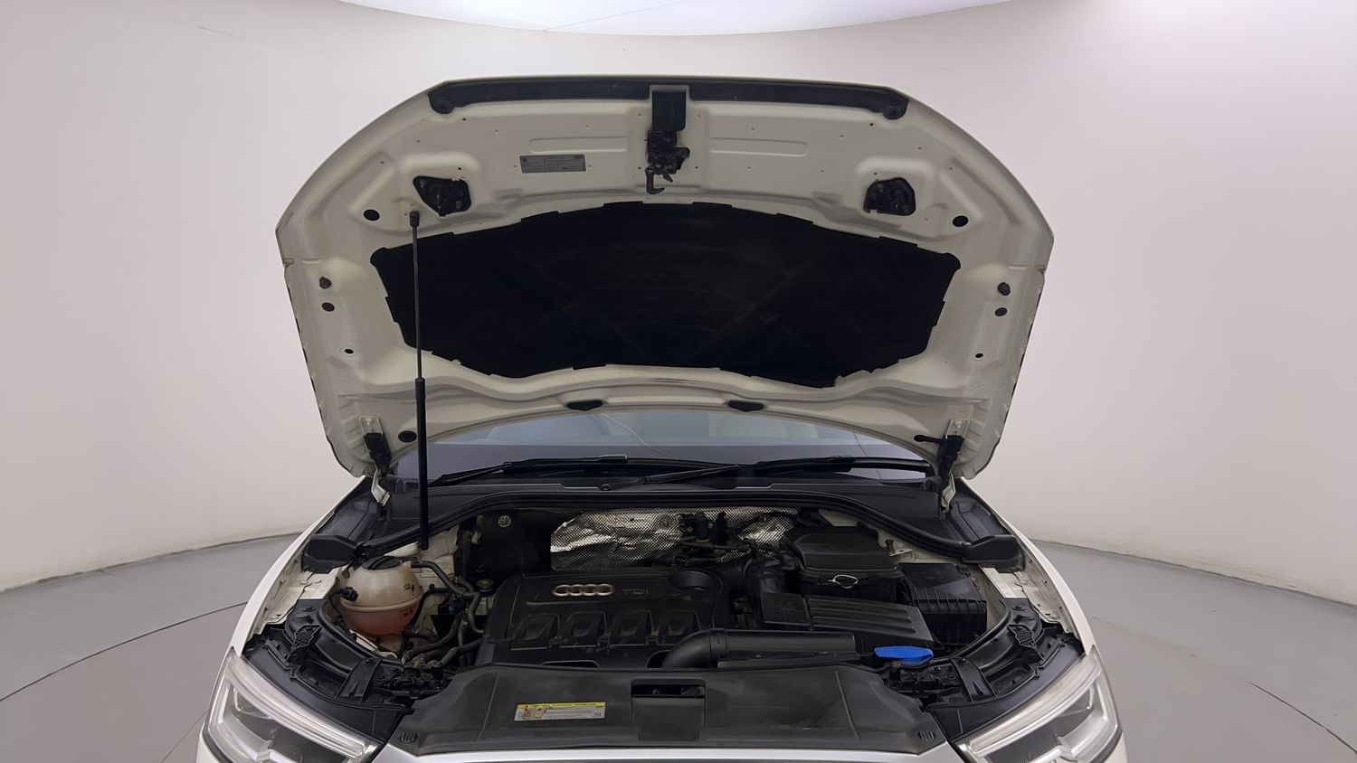 New Audi Q3 engine ENGINE & BONNET OPEN FRONT VIEW