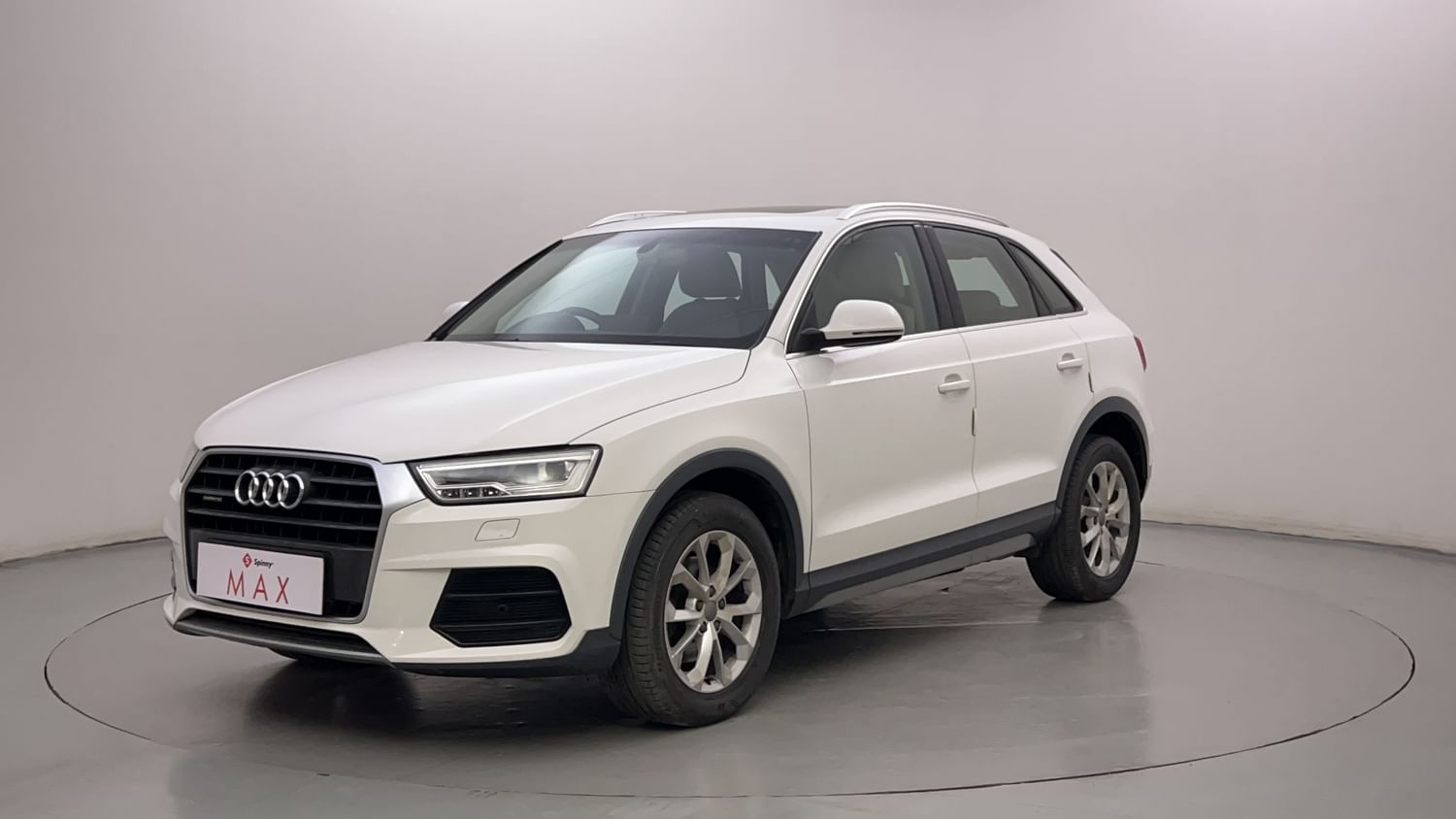 New Audi Q3 exterior LEFT FRONT CORNER VIEW