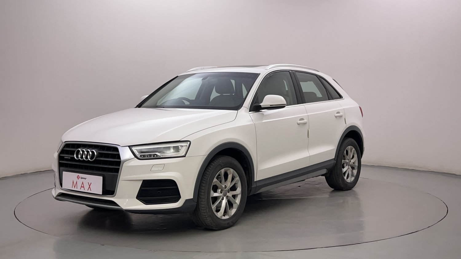New Audi Q3 exterior LEFT FRONT CORNER VIEW