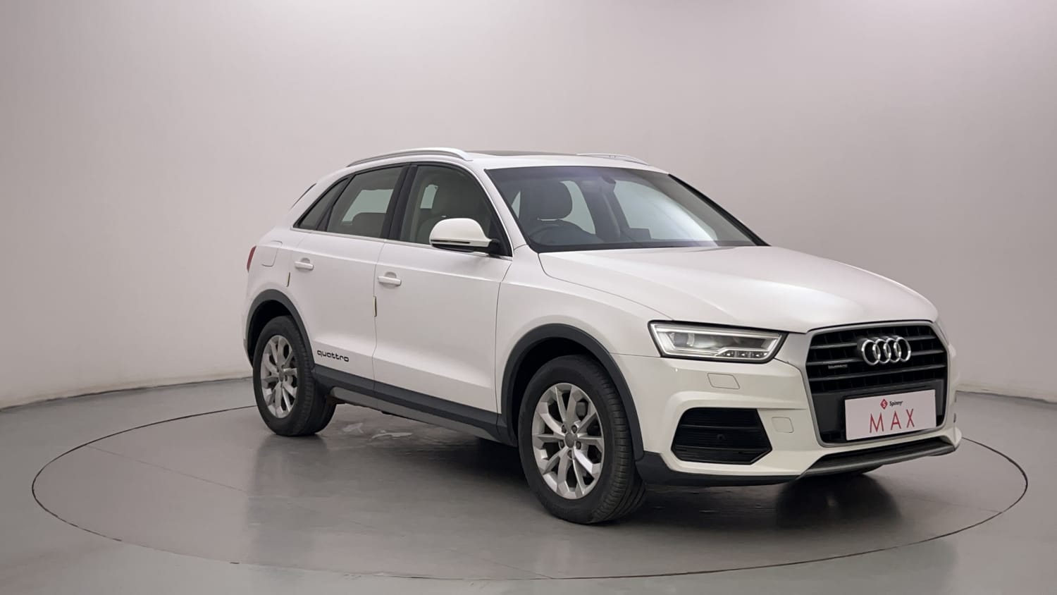 New Audi Q3 exterior RIGHT FRONT CORNER VIEW