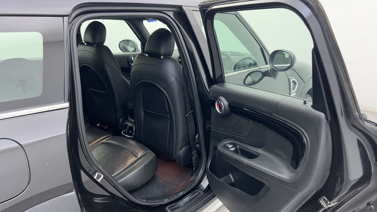 New Mini Countryman interior RIGHT SIDE REAR DOOR CABIN VIEW