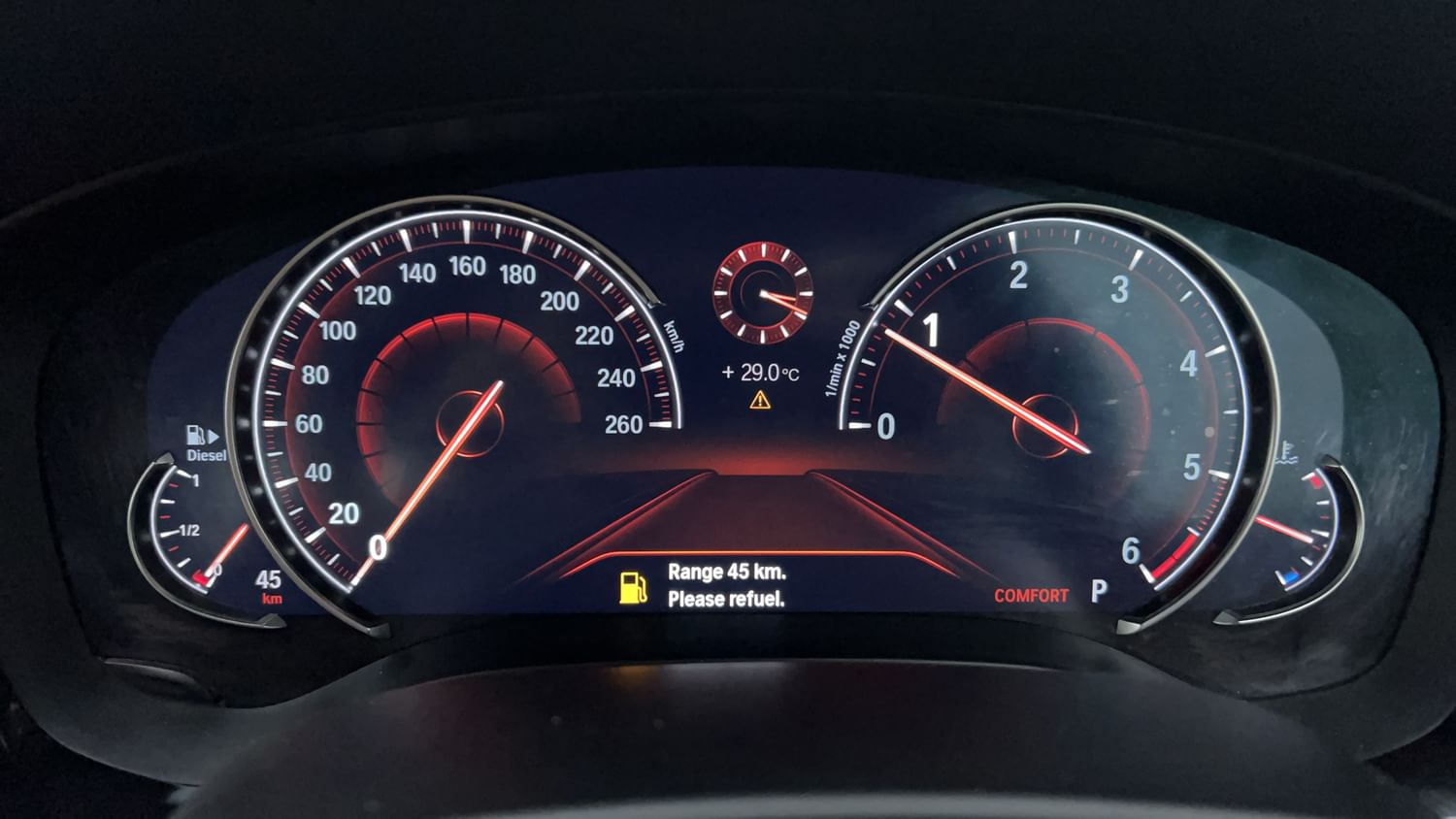 New BMW 5 Series interior CLUSTERMETER VIEW