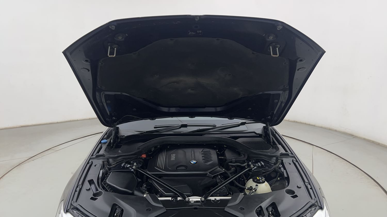 New BMW 5 Series engine ENGINE & BONNET OPEN FRONT VIEW