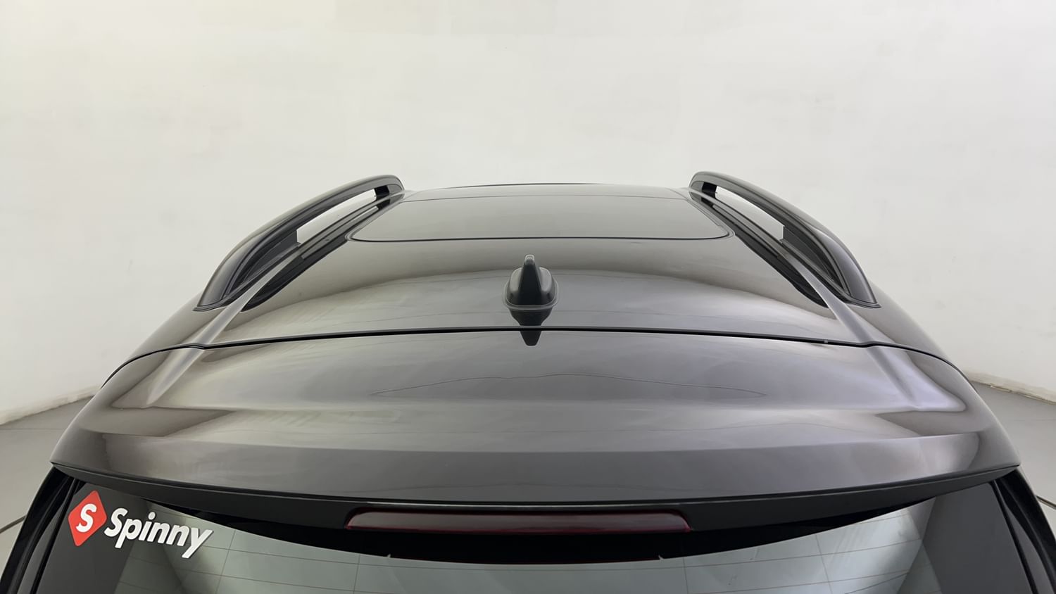 New Mini Countryman exterior EXTERIOR ROOF VIEW