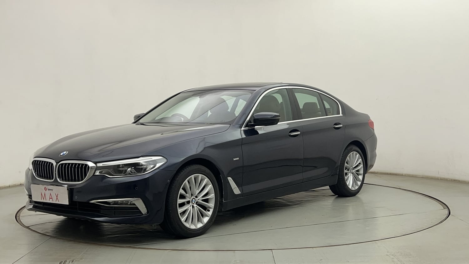 New BMW 5 Series exterior LEFT FRONT CORNER VIEW