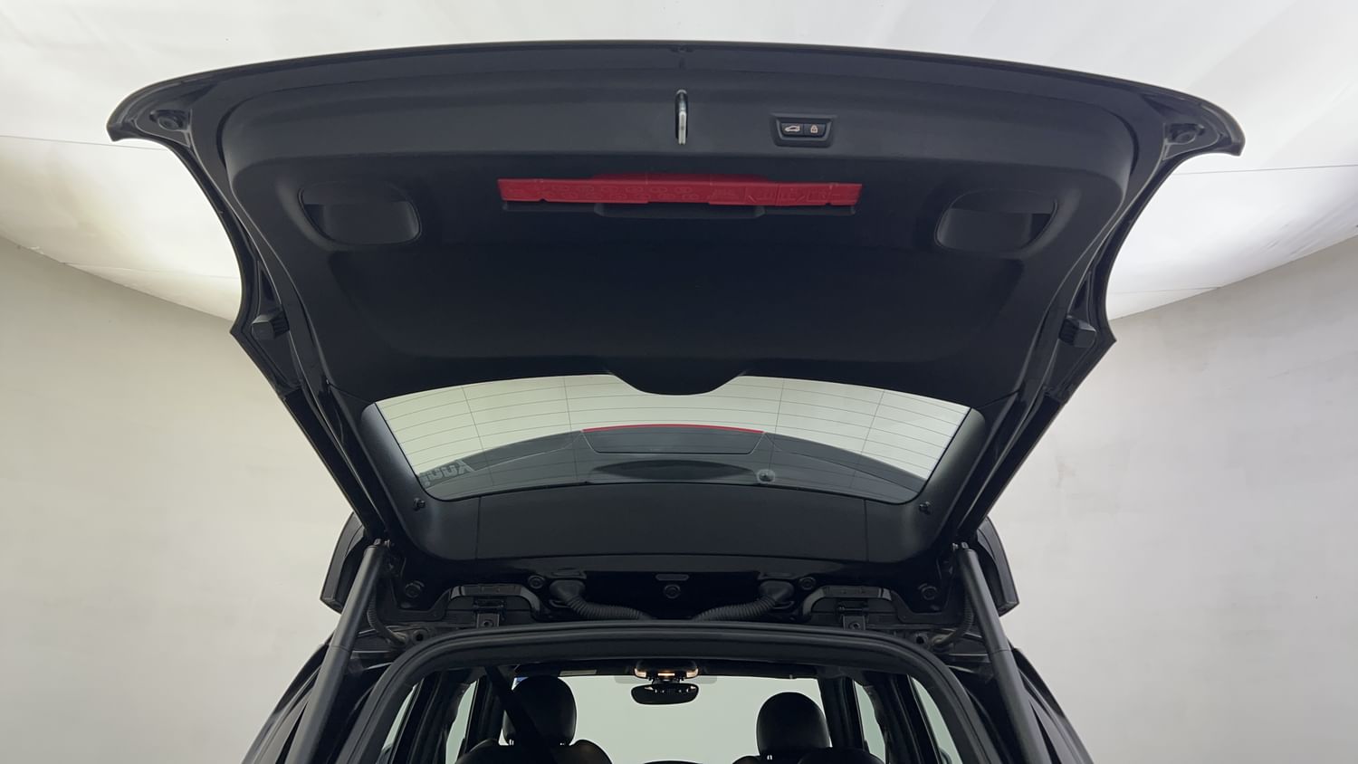 New Mini Countryman interior DICKY DOOR OPEN VIEW