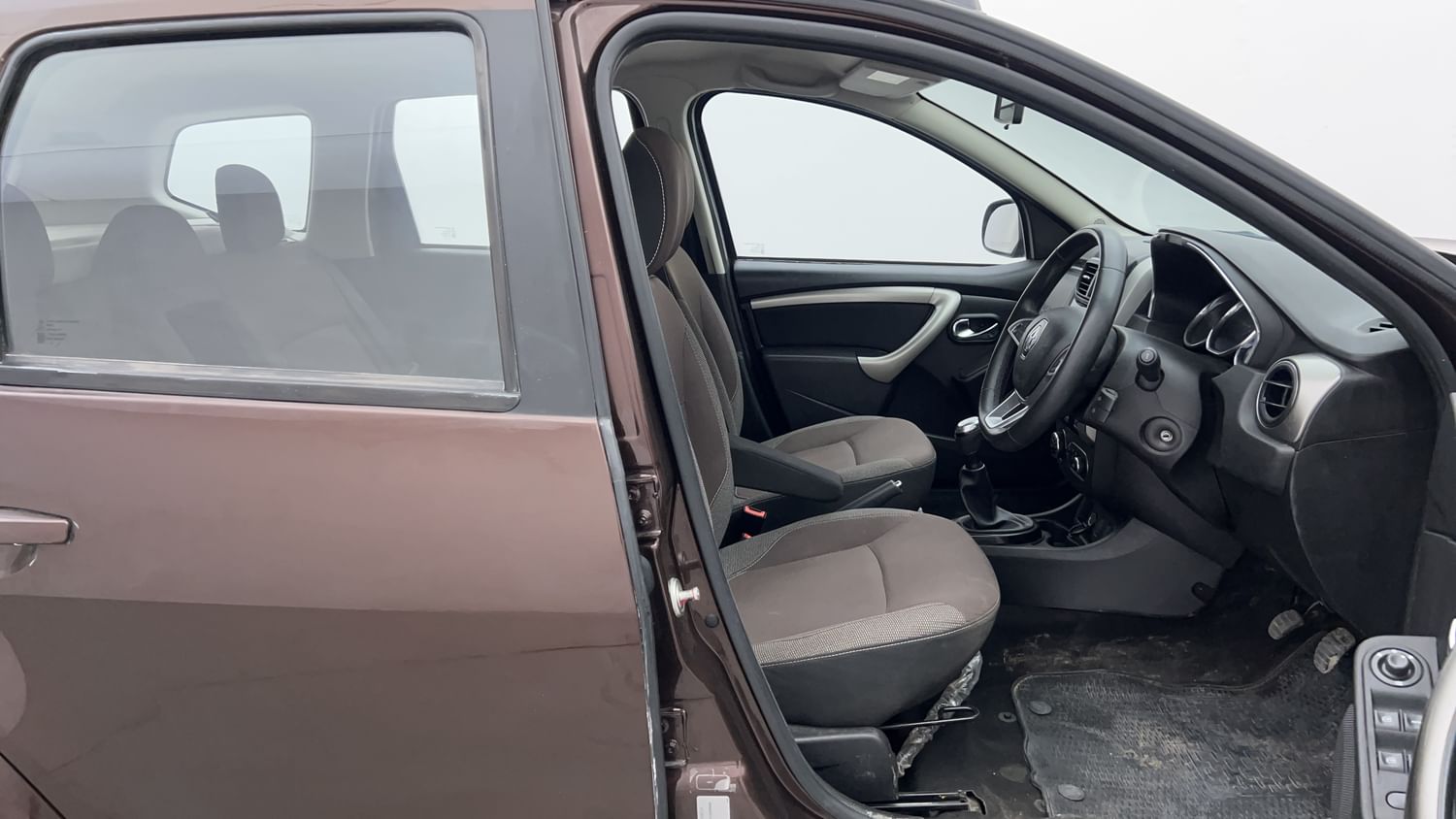 New Renault Duster interior RIGHT SIDE FRONT DOOR CABIN VIEW