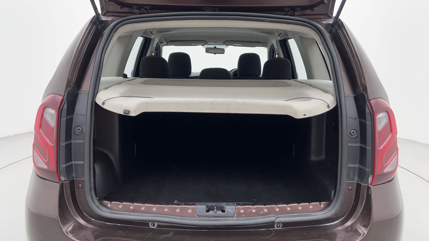 New Renault Duster interior DICKY INSIDE VIEW