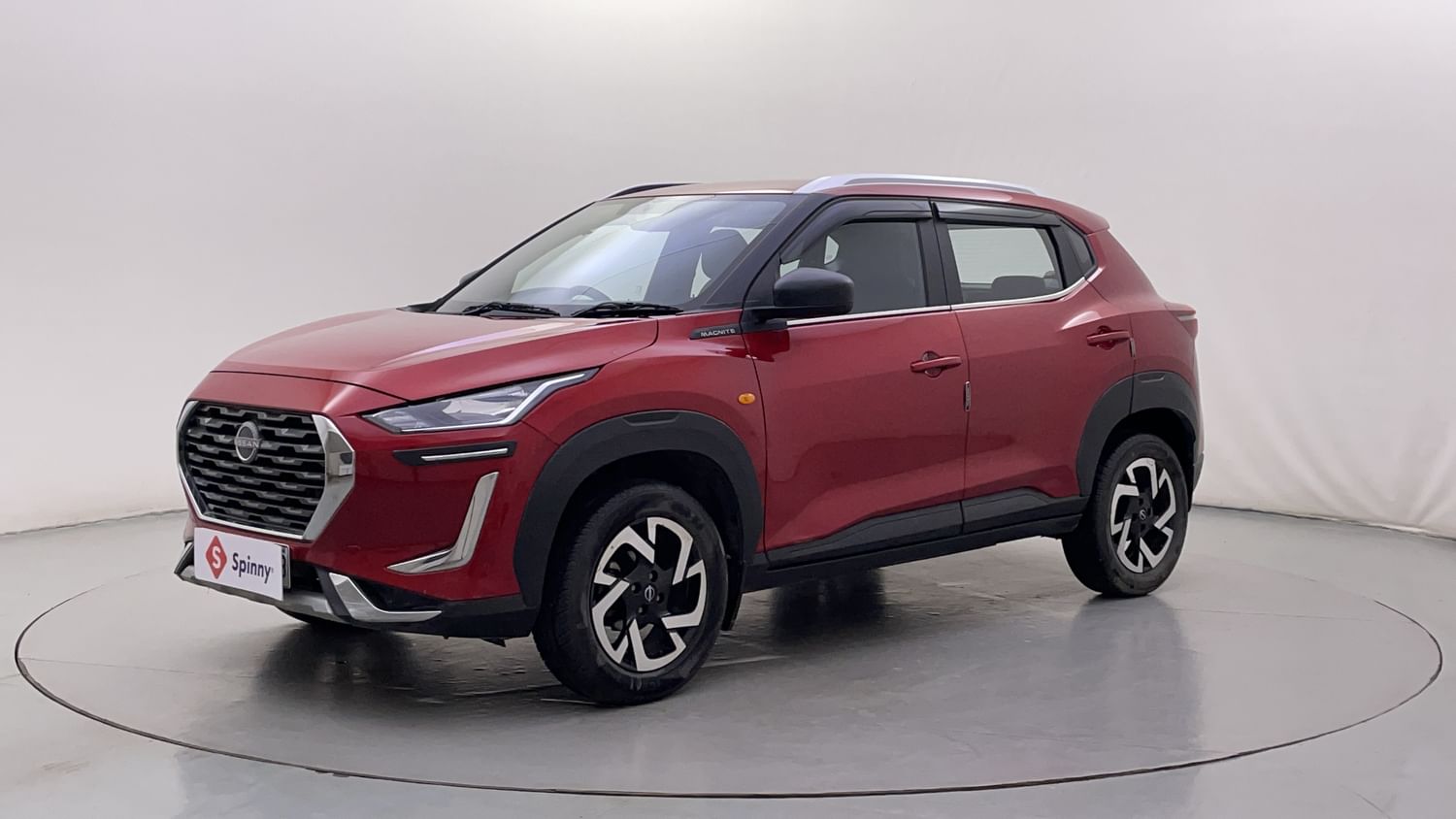 LEFT FRONT CORNER VIEW