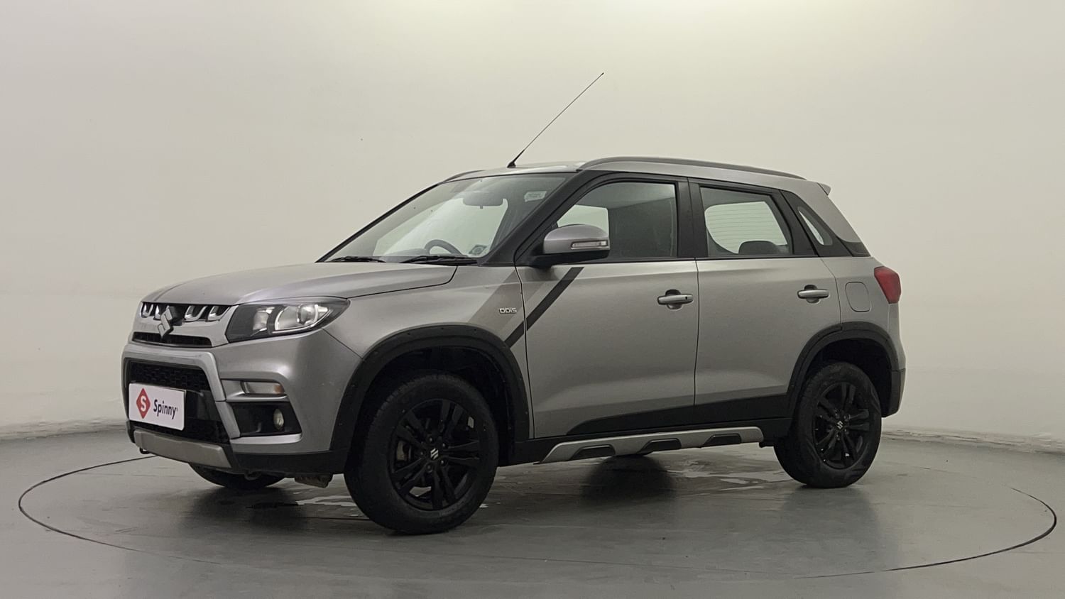 LEFT FRONT CORNER VIEW