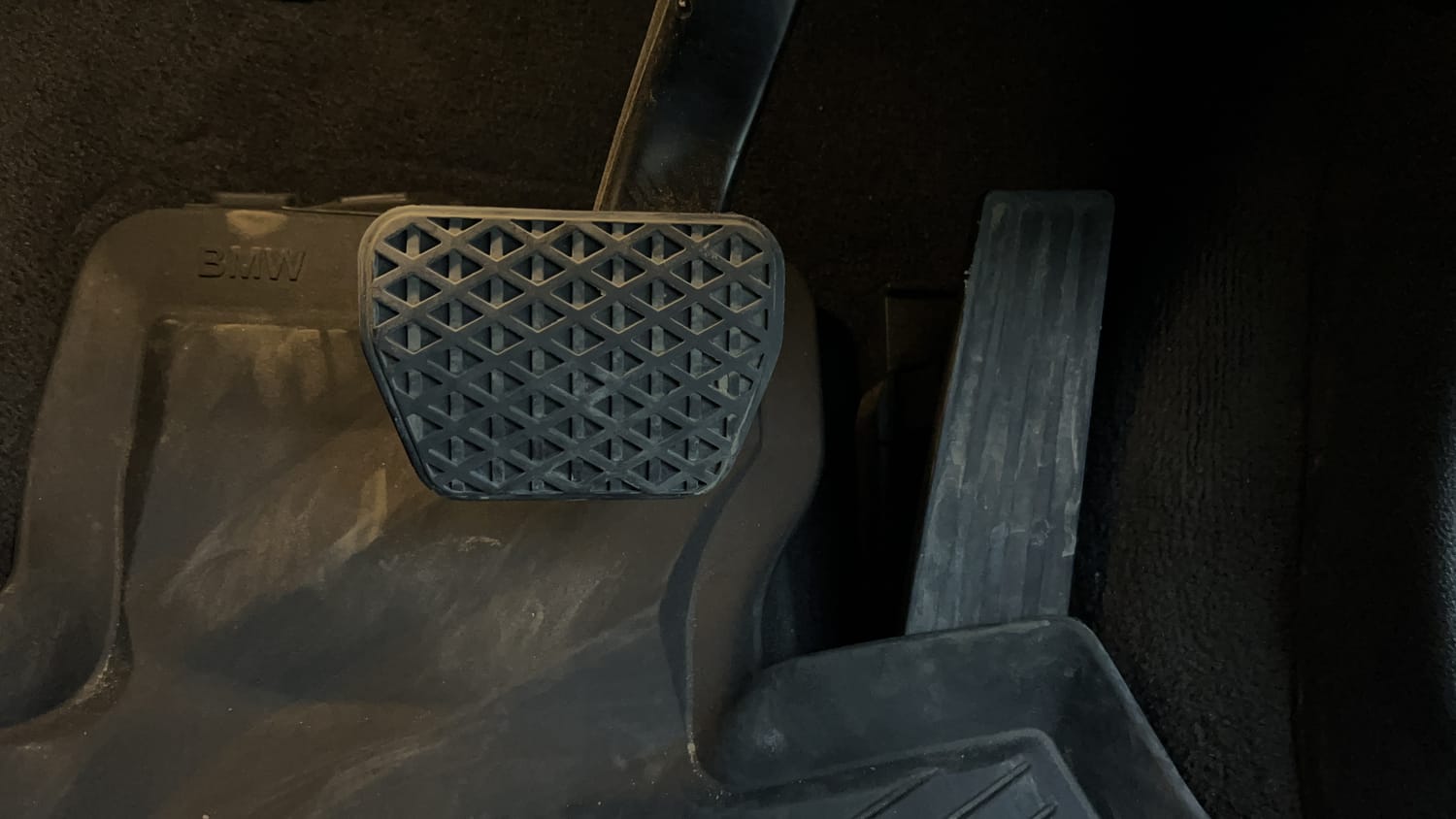 New BMW 3 Series interior PEDALS VIEW