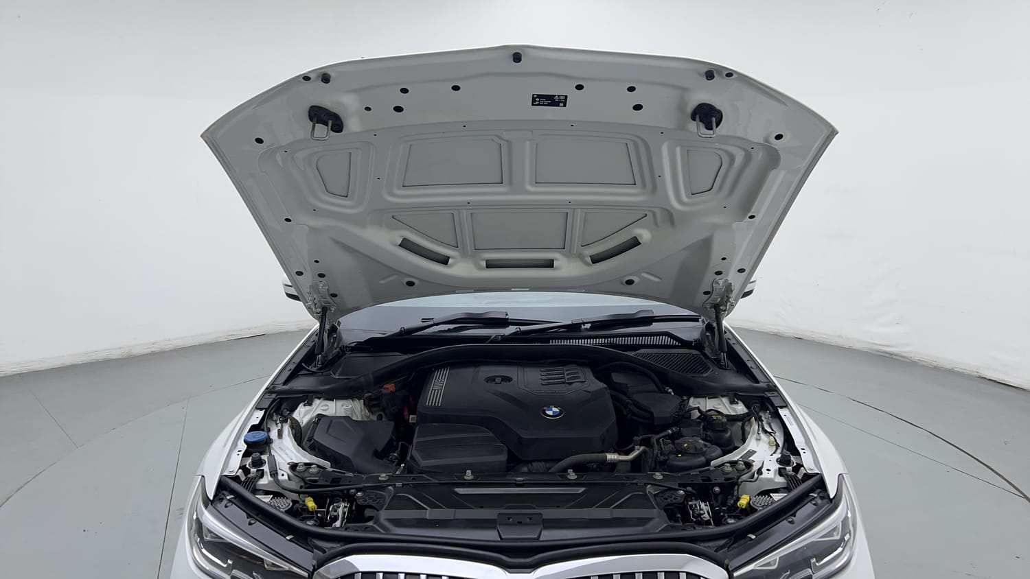 New BMW 3 Series engine ENGINE & BONNET OPEN FRONT VIEW