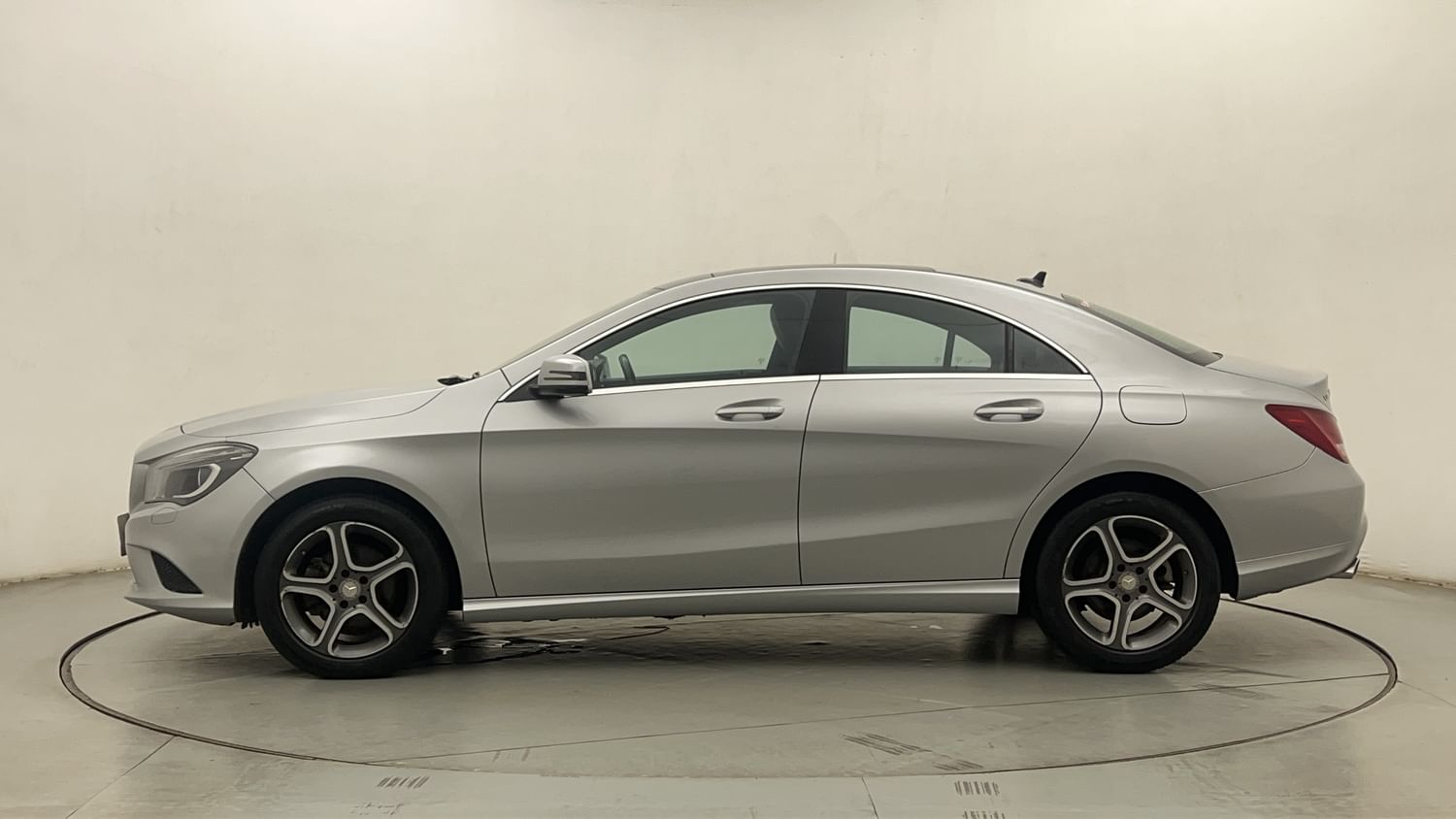 New Mercedes-Benz CLA exterior LEFT SIDE VIEW