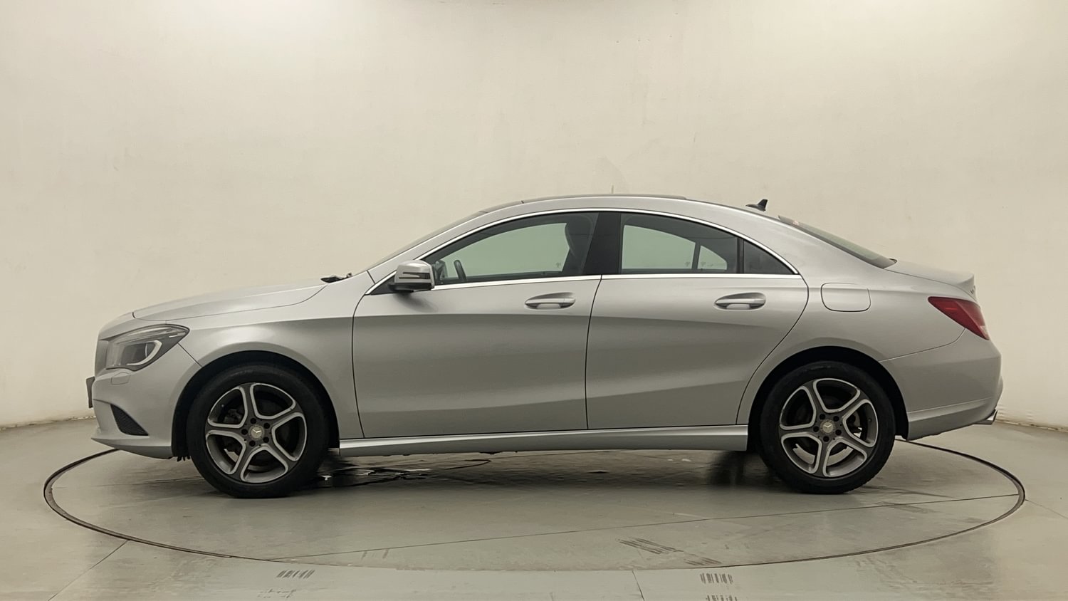 New Mercedes-Benz CLA exterior LEFT SIDE VIEW