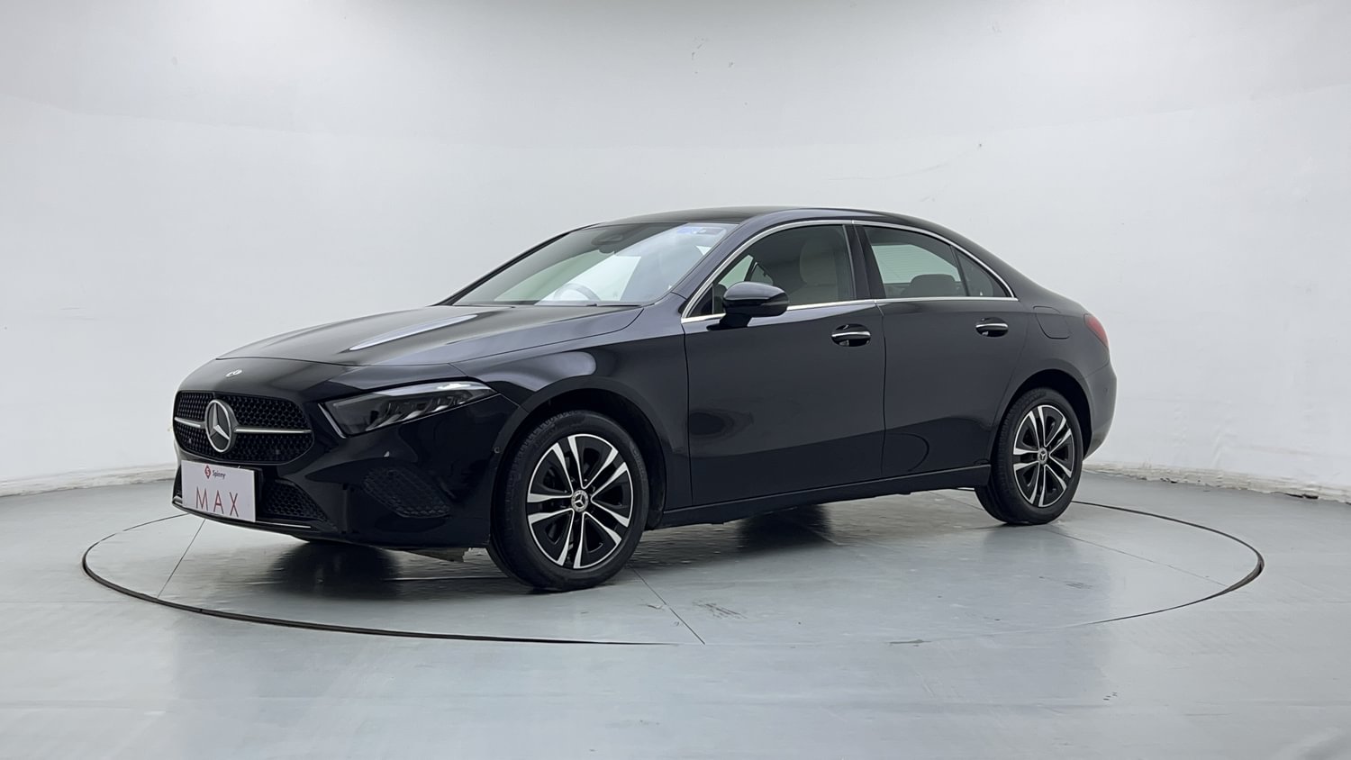 New Mercedes-Benz A-Class exterior LEFT FRONT CORNER VIEW