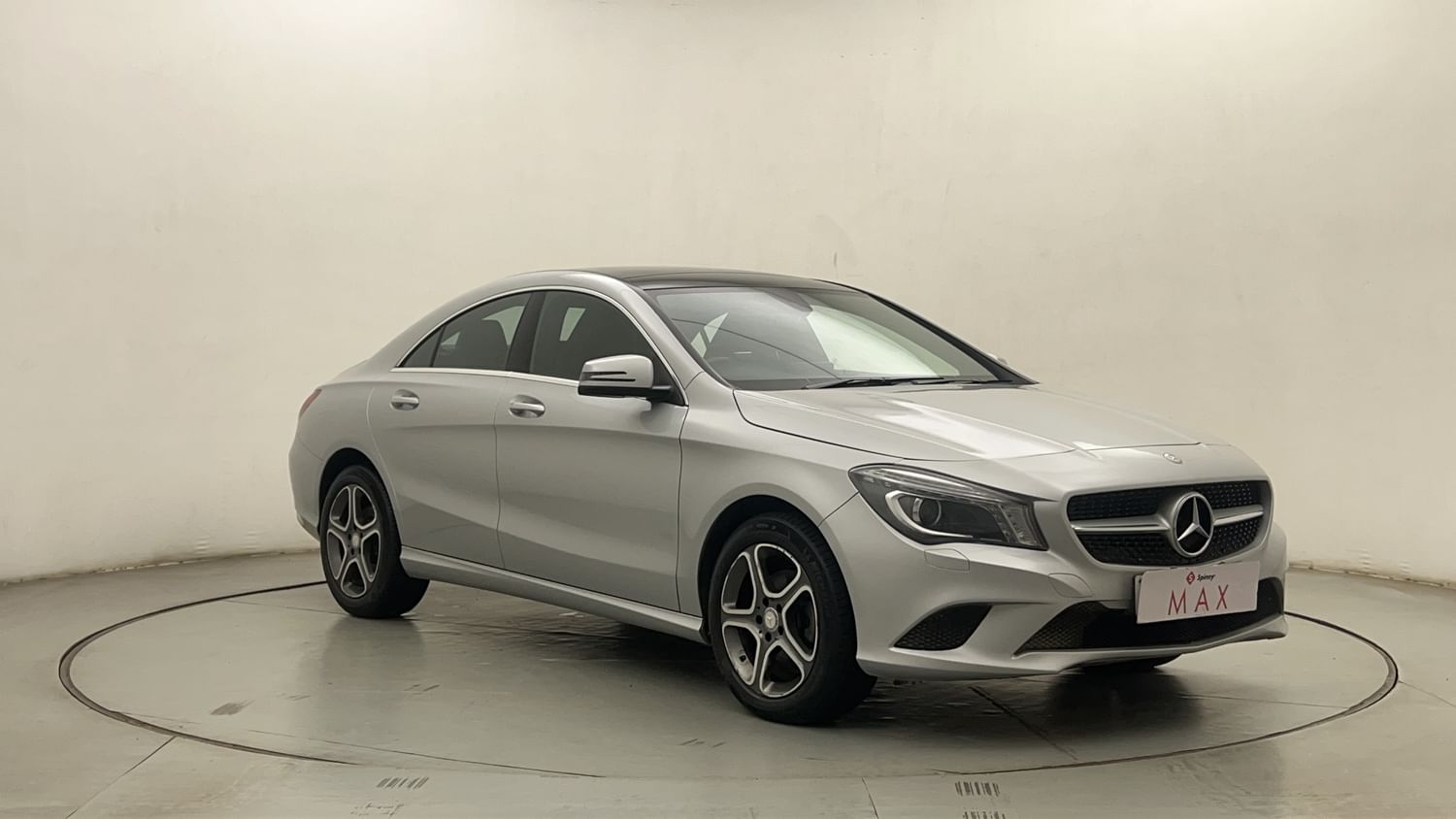 New Mercedes-Benz CLA exterior RIGHT FRONT CORNER VIEW