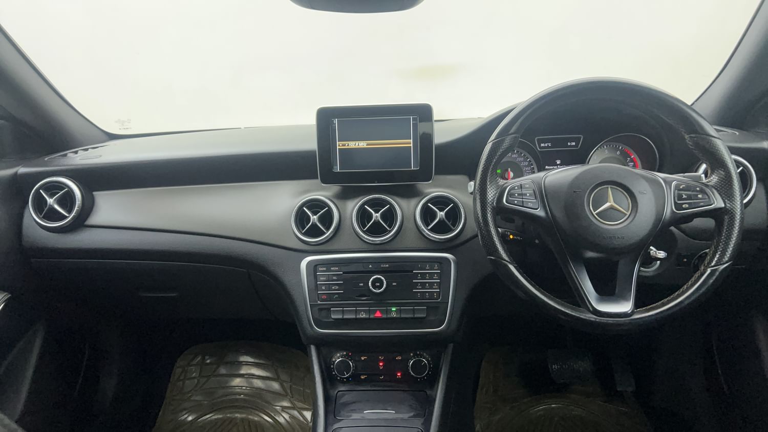 New Mercedes-Benz CLA interior DASHBOARD VIEW