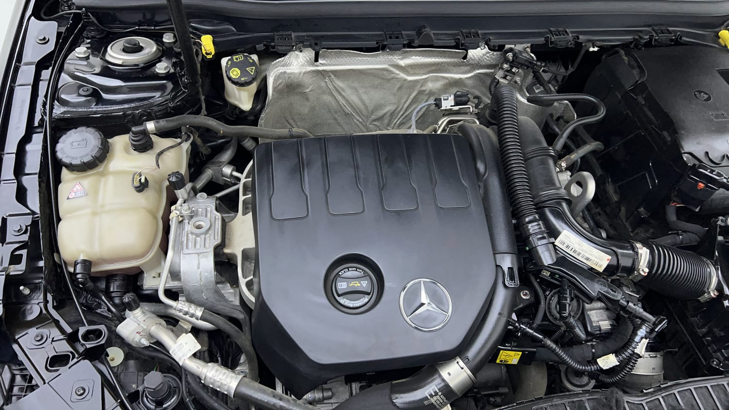 New Mercedes-Benz A-Class engine ENGINE RIGHT SIDE VIEW