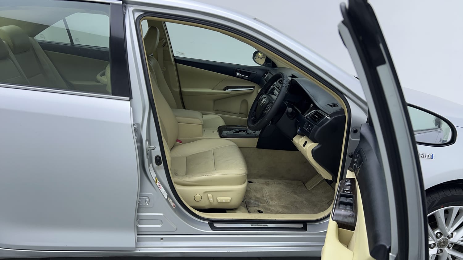 New Toyota Camry interior RIGHT SIDE FRONT DOOR CABIN VIEW