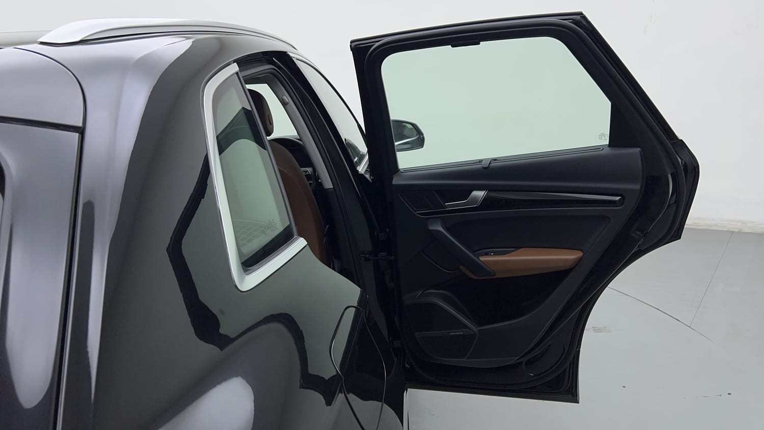 New Audi Q5 interior RIGHT REAR DOOR OPEN VIEW