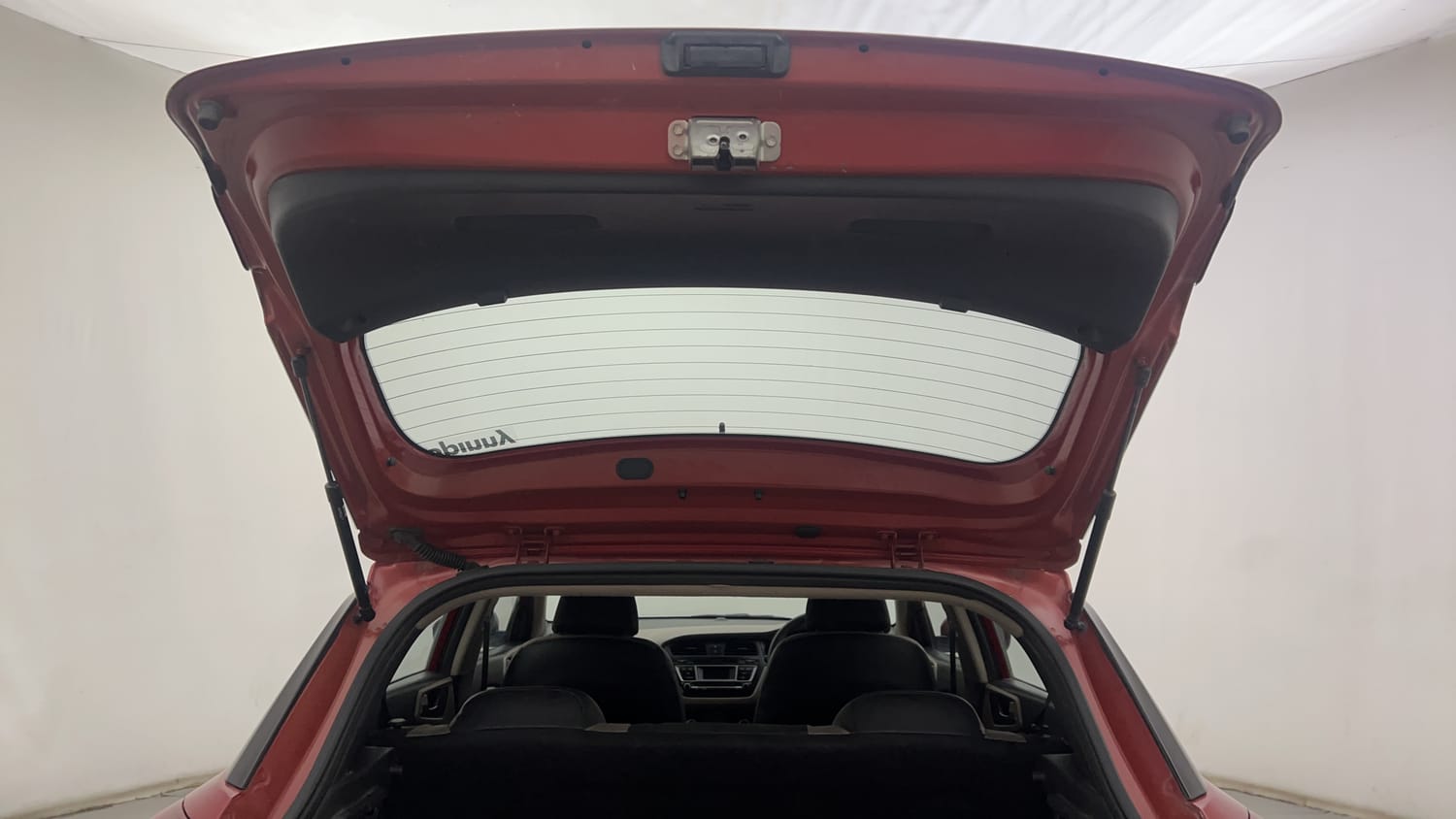 New Hyundai Elite i20 interior DICKY DOOR OPEN VIEW