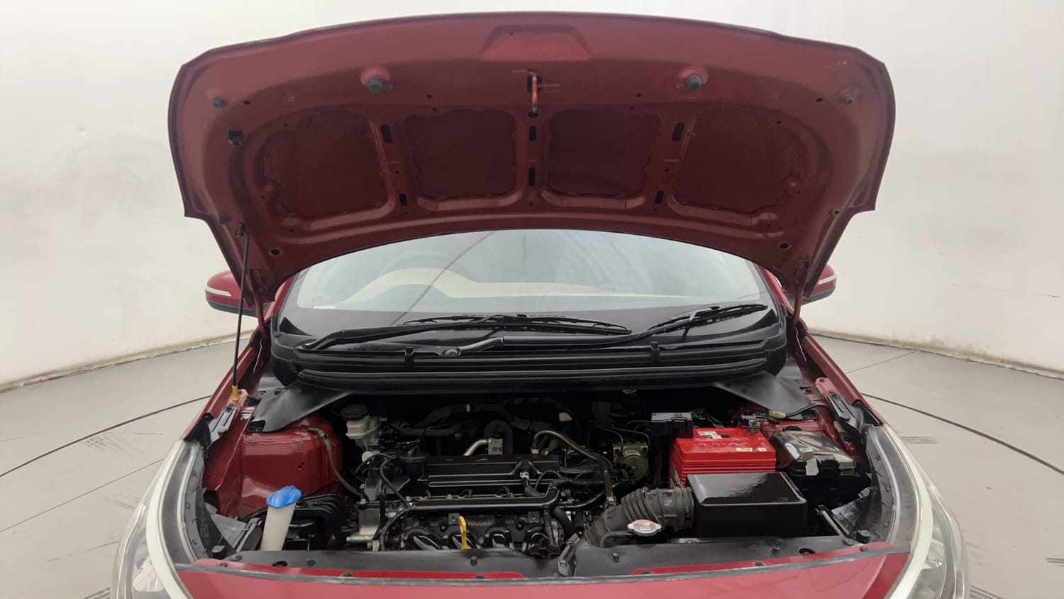 New Hyundai Elite i20 engine ENGINE & BONNET OPEN FRONT VIEW