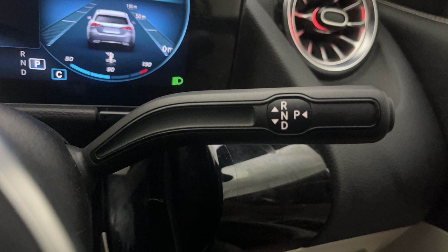 New Mercedes-Benz GLA interior GEAR  KNOB VIEW