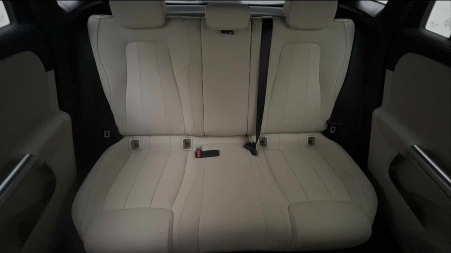 New Mercedes-Benz GLA interior REAR SEAT CONDITION VIEW