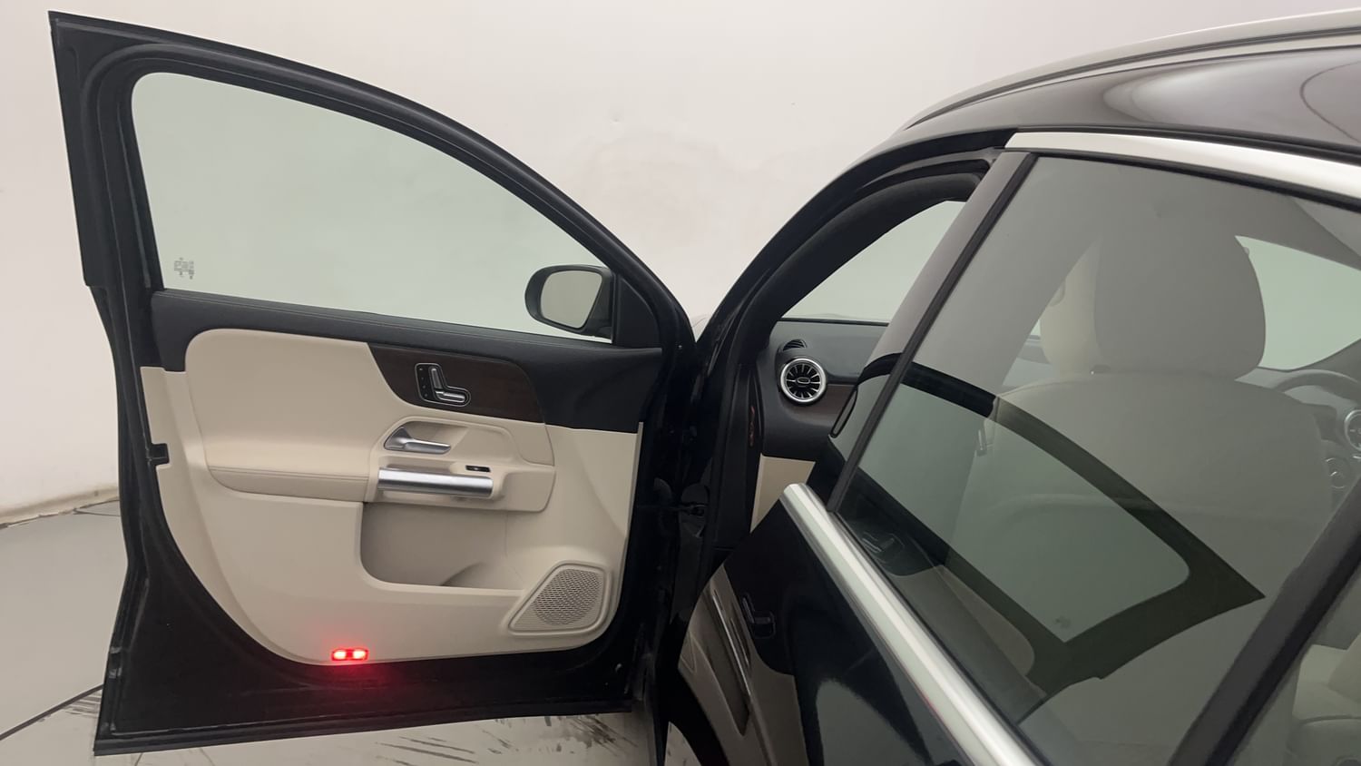 New Mercedes-Benz GLA interior LEFT FRONT DOOR OPEN VIEW