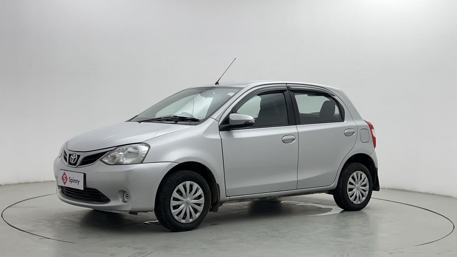 LEFT FRONT CORNER VIEW