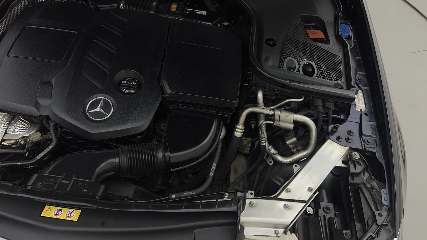 New Mercedes-Benz E-Class engine ENGINE LEFT SIDE VIEW