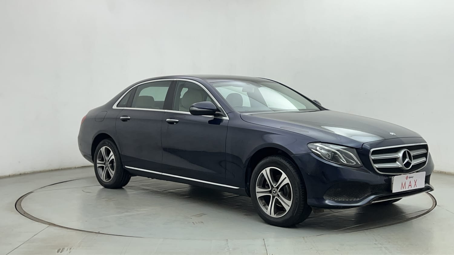 New Mercedes-Benz E-Class exterior RIGHT FRONT CORNER VIEW