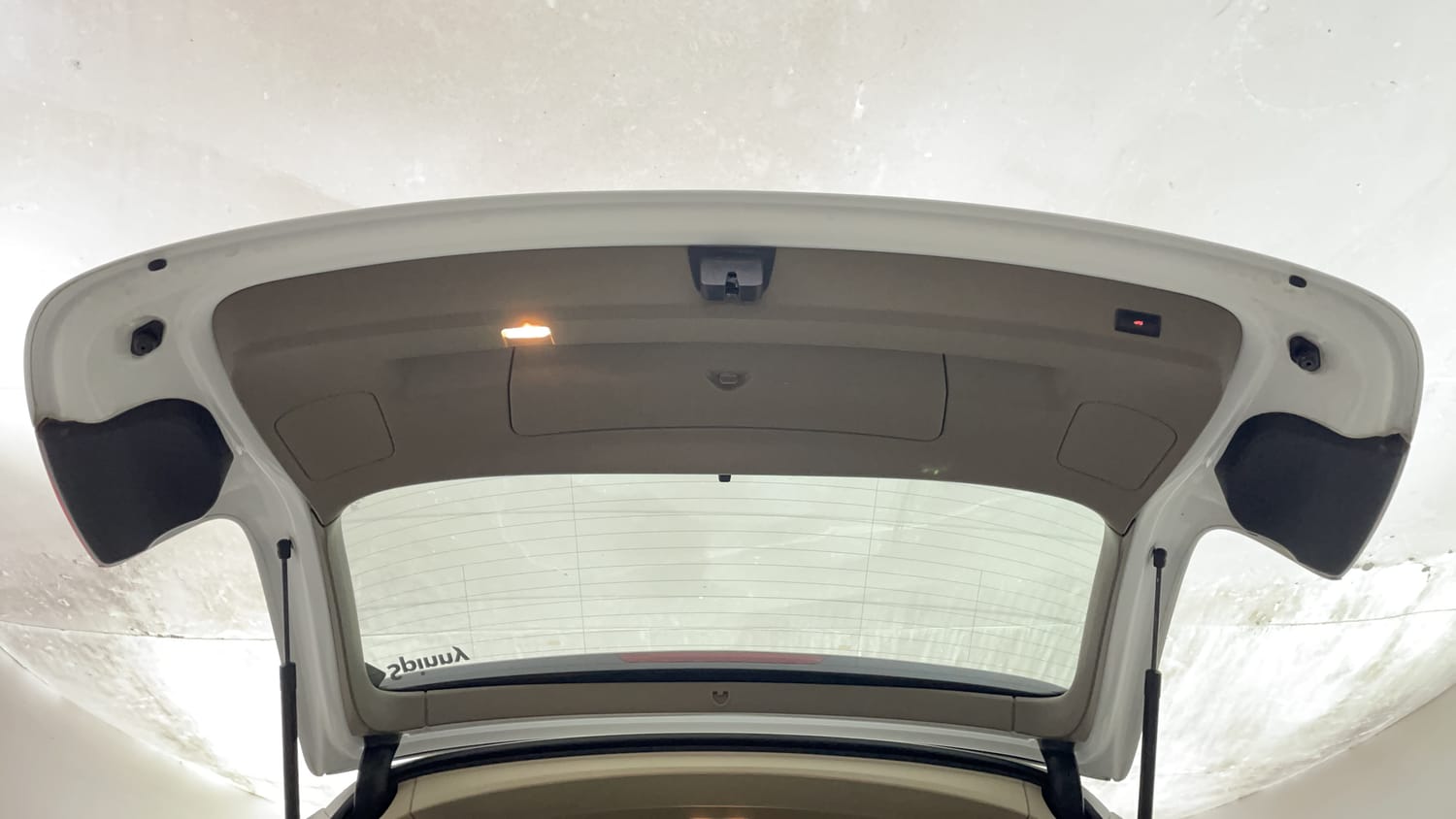 New Audi Q7 interior DICKY DOOR OPEN VIEW