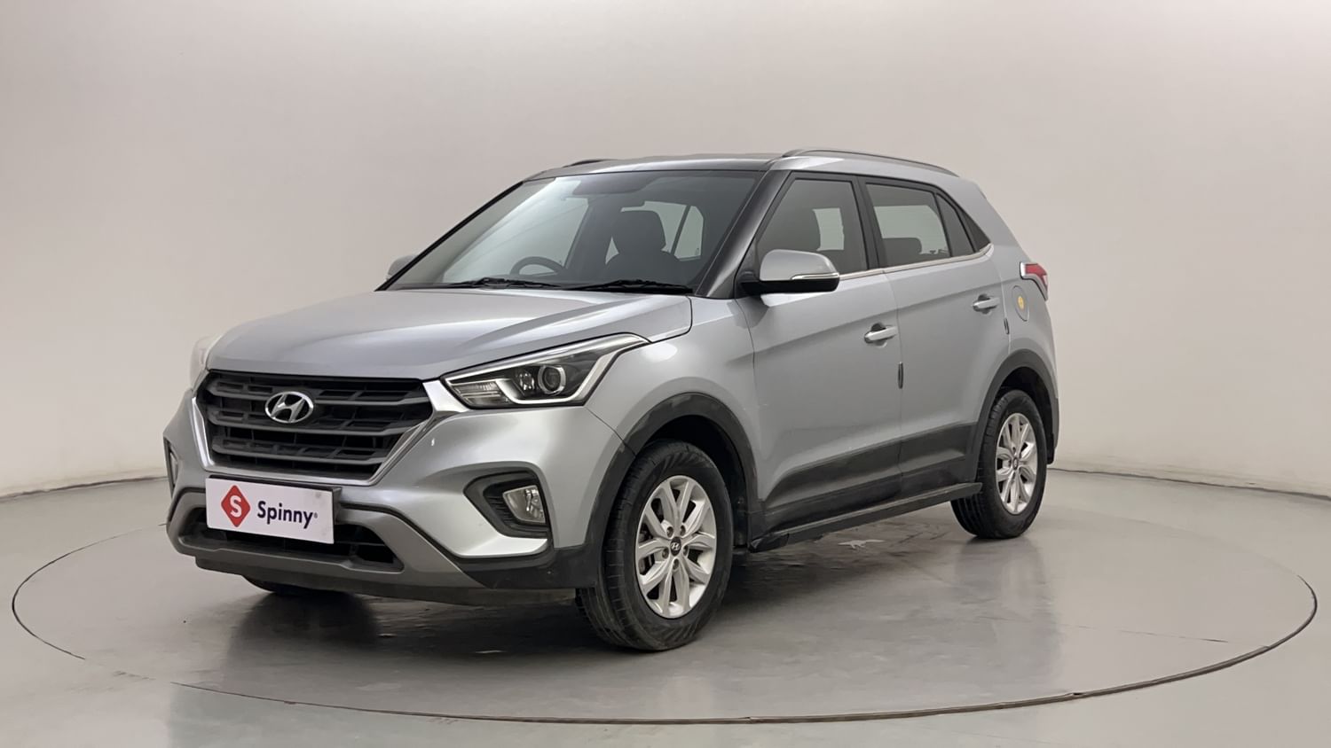 LEFT FRONT CORNER VIEW