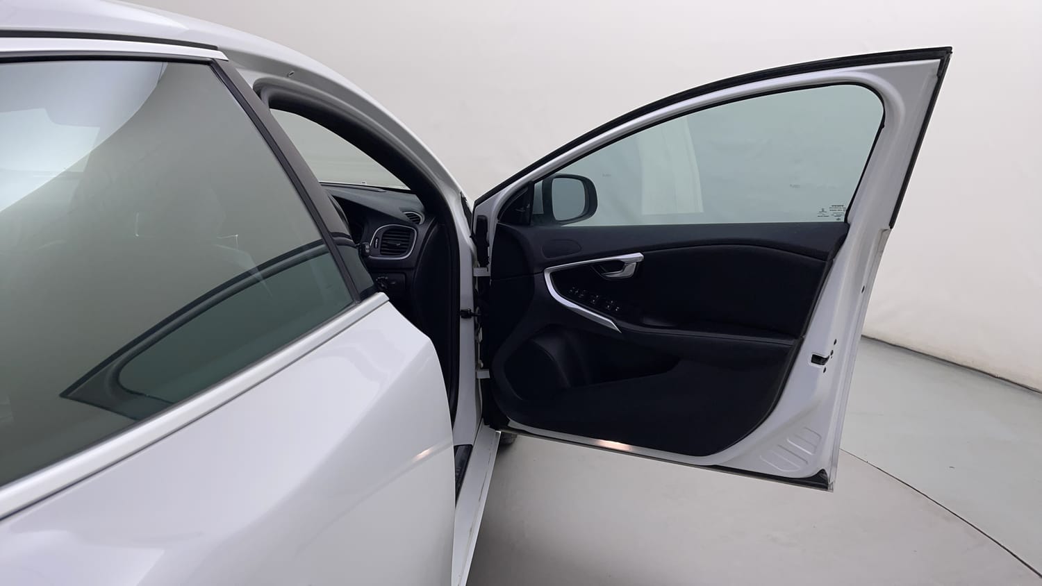 New Volvo V40 interior RIGHT FRONT DOOR OPEN VIEW