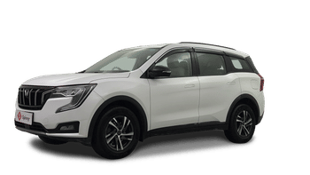 Used 2023 Mahindra XUV700 AX 5 Petrol MT 7 STR Petrol Manual Image